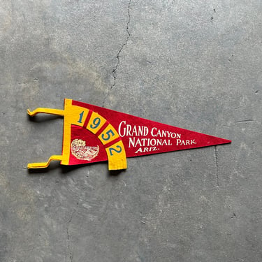 Vintage 1952 Grand Canyon National Park Felt Souvenir Pennant 