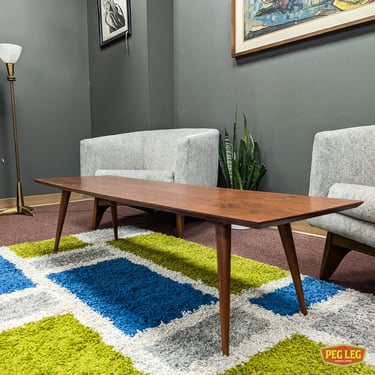 Mid-Century Modern coffee table in the style of Paul McCobb
