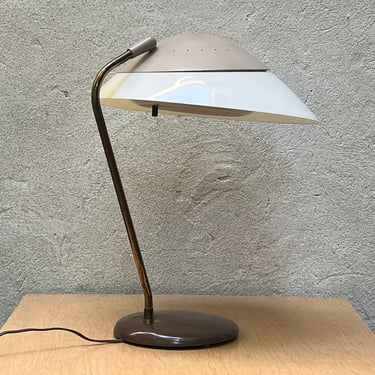 Classic Atomic Lightolier Desk Lamp with Diffuser in Taupe, Adjustable, All Original 
