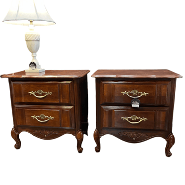 Cherry Colored Set of 2 Nightstands