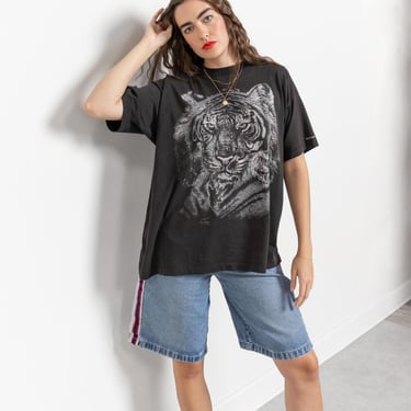 WHITE TIGER T-SHIRT Vintage Faded Ripped Graphic Tee Shirt Black Oversize Short Sleeves / Extra Large Xl 