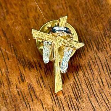 Vintage Cross With Shroud Lapel Pin Gold Tone Silver Tone Religious Jewelry 