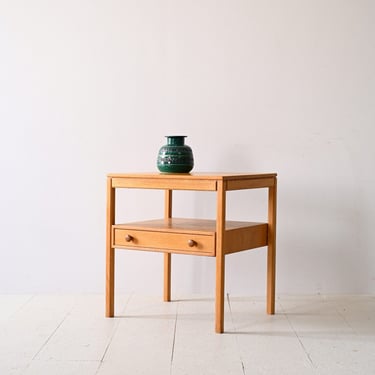 Vintage Oak Nightstand with Drawer - Nordic Elegance for Your Bedroom 