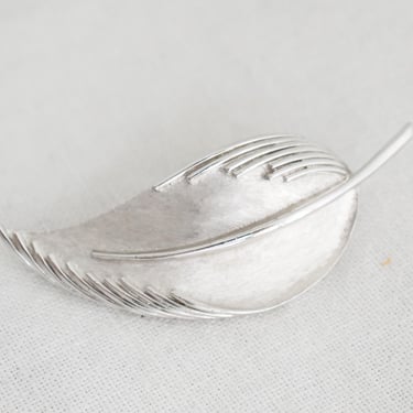 1960s Trifari Silver Leaf Brooch 