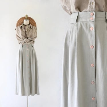 soft sage button skirt 30-31 