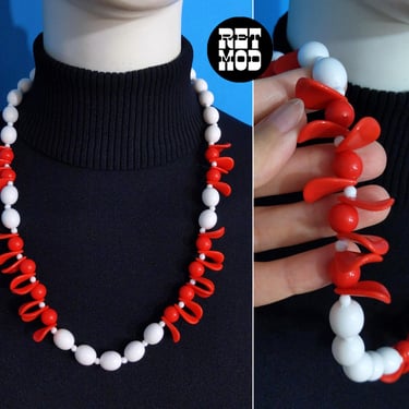 Unique Vintage 70s 80s White & Coral Funky Statement Necklace 