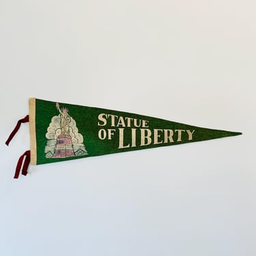 Vintage Statue of Liberty New York City Souvenir Pennant 