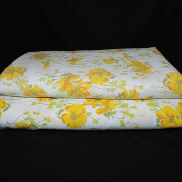 vintage floral sheets 1970s shabby cottage yellow flower flat sheet king or twin 