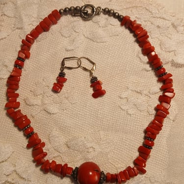 Vintage Red Coral Necklace/Earrings / Choker Length 