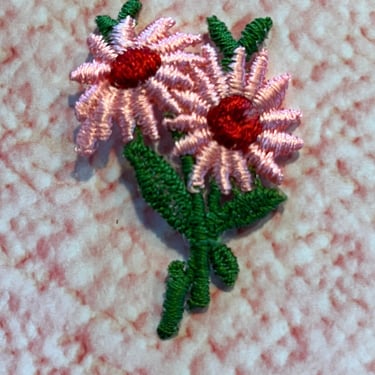 pink daisy appliqué patch vintage 1970s floral sewing trim 