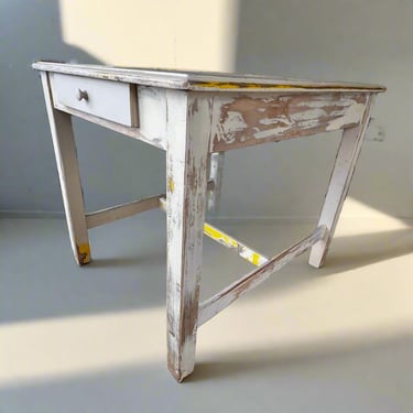 Antique Yellow Side Table w/Single Drawer and Stretcher Base  BG273-19