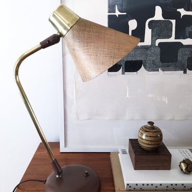 Gerald Thurston for Lightolier Modernist Brass and Grasscloth Lamp Vintage Mid century Table Desk 