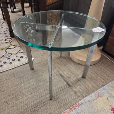 Round Mod Chrome Side Table w/Chunky Glass Top