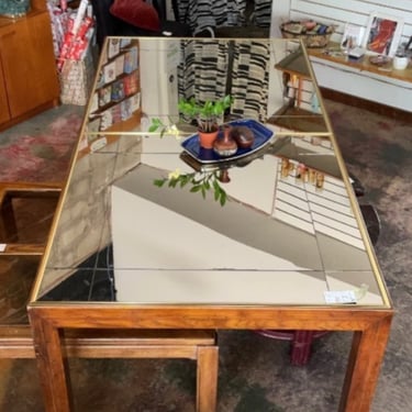 GLASS MIRROR DINING TABLE 