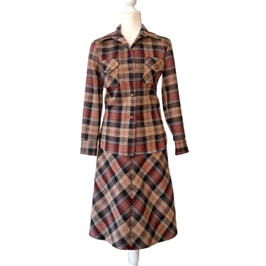 Vintage 1970s Black Plaid Double Knit Polyester 2 Piece Suit, Sears Leisure Suit, Jacket and Skirt in Brown and Black, Size S 