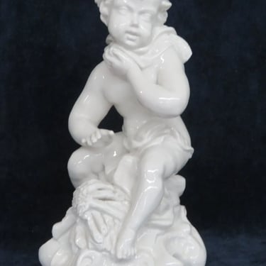 Porcelain White Cherub Wearing a Scarf Sculpture Figurine Made in Italy 3672B