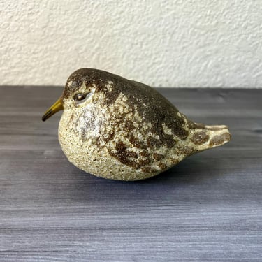 Vintage Andersen Design Studio Pottery Sandpiper Bird, matte glaze and speckled sandpiper bird 