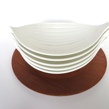 Set of 5 Ernest Sohn Creations Doric Side Plates, MCM 1950s Petal Shaped Appetizer Plates 