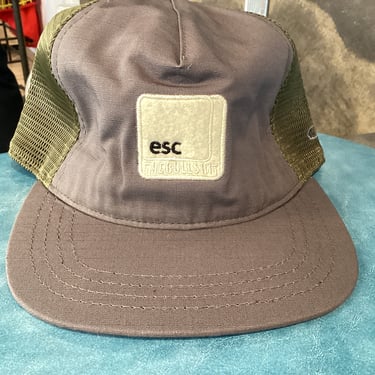 ESCAPE Trucker- Snapback