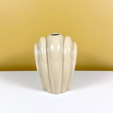 Small Art Deco Vase 