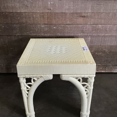 Vintage Burwood Faux Wicker Side Table (Tacoma)