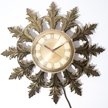 Mid Century Wall Clock by United with Stylized Leaf Design from the 1950s 
