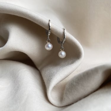 huggie earrings | dainty gold hoops | silver hoops | genuine pearl hoops | dainty earrings | minimalist earrings | untarnish 