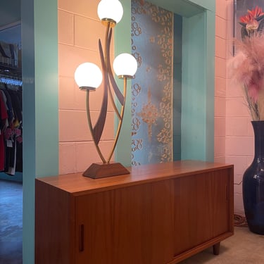 Mid Century Modern Brass and Walnut Three Frosted Glass Globes Table Lamp 