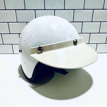 Vintage 1960s Motorcycle Helmet by Comet, Speed Racer | Silly Goose Vintage  Co. - Longmont, CO | ATTIC