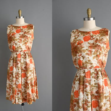 vintage 1950s dress | Beautiful Autumn Floral Print MCM Shirtwaist Dress | Small Medium 