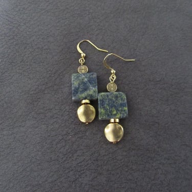 Green serpentine stone and gold modern earrings 