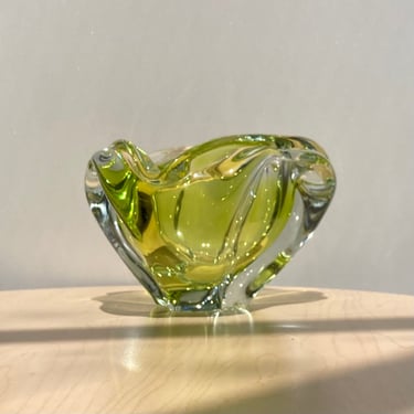 Murano Sommerso glass bowl in lime green and clear 