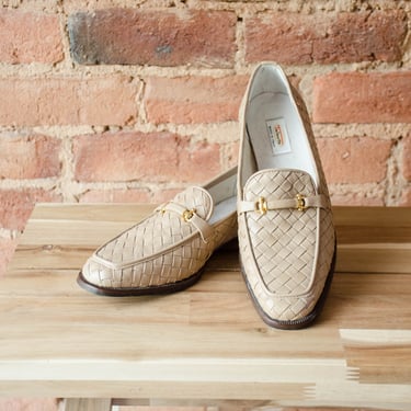 tan woven leather loafers | 80s 90s vintage light brown beige dark academia preppy chain strap loafers US size 8.5 