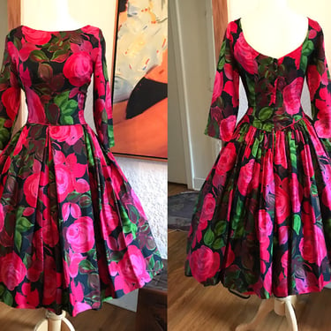 Beautiful Vintage 1950's / 1960's Silk Red Rose Floral Print Cocktail Party Dress by "Phyllis De Trano" - Size Small 