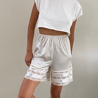 80s tap lounge shorts / vintage ivory white silky nylon long bloomer tap lingerie lounge lace trim shorts | M 