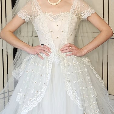 50s White Lace Wedding Dress w/Veil + Garter Marshall Fields 