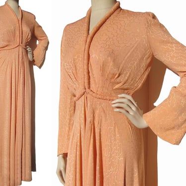 Vintage 30s Peach Damask Hostess Gown Lounging Robe S / M - Best & Co. 