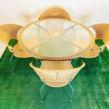 Post Modern Faux Wicker and Green Metal Outdoor Table and Four Chairs, 90s Modern Patio Table and Chair Set, Postmodern Outdoor Furniture 