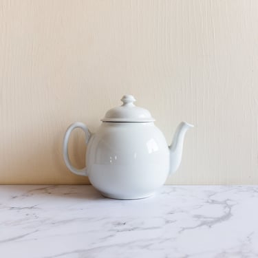 vintage French porcelain tea pot, 1 L