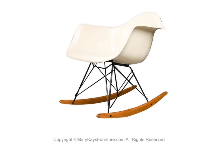 Herman Miller Charles Ray Eames Authentic RAR Rocking Chair 