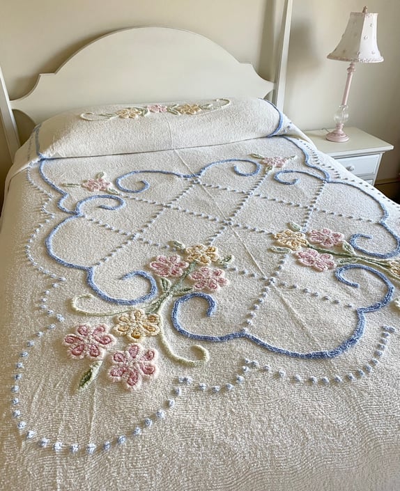NEW - Vintage Chenille Bedspread, Full or Queen Size, Shabby Chic Coverlet, Floral Pattern 