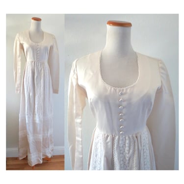 Vintage 70s Wedding Dress - 1970s White Lace Long Sleeve Maxi Length Gown - Boho Hippie - Size Small 