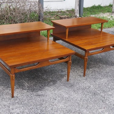 Lane Mid Century Modern Extra Large Two Tiers Side End Lamp Tables a Pair 3773