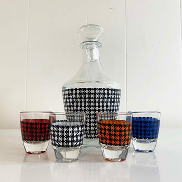 Vintage Glass Liquor Decanter Set Matching Shot Glasses French France Houndstooth 1950s 50s Tartan Plaid Bar Verrerie Cristallerie Darques 