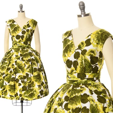 Vintage 1950s 1960s Sundress | 50s 60s Floral Printed Cotton Green Yellow Fit and Flare Cummerbund Belt Full Skirt Summer Day Dress (small) 