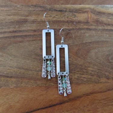 Crystal and silver chandelier earrings green 