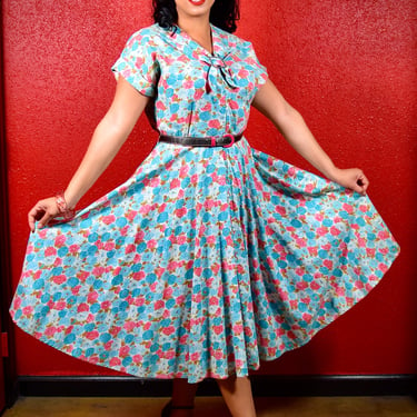 1950s XL Cotton Circle Skirt Floral Dress 