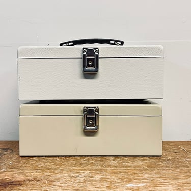 White Metal Box with Lid | Tan Box with Lid | Vintage Metal Box | Office Storage | Cash Box | Crafts Storage | Metal Bin | Industrial 
