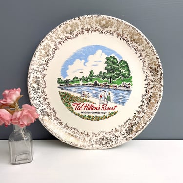 Ted Hilton's Resort - Moodus, CT - 1960s souvenir plate 