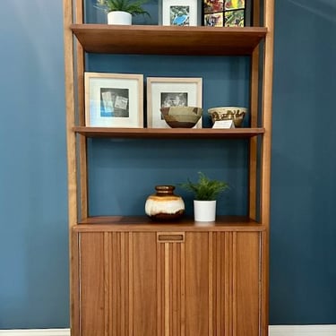 Mid Century Modular Freestanding Bookcase/ Cabinet